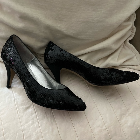 Black sequin heels - Picture 2 of 2
